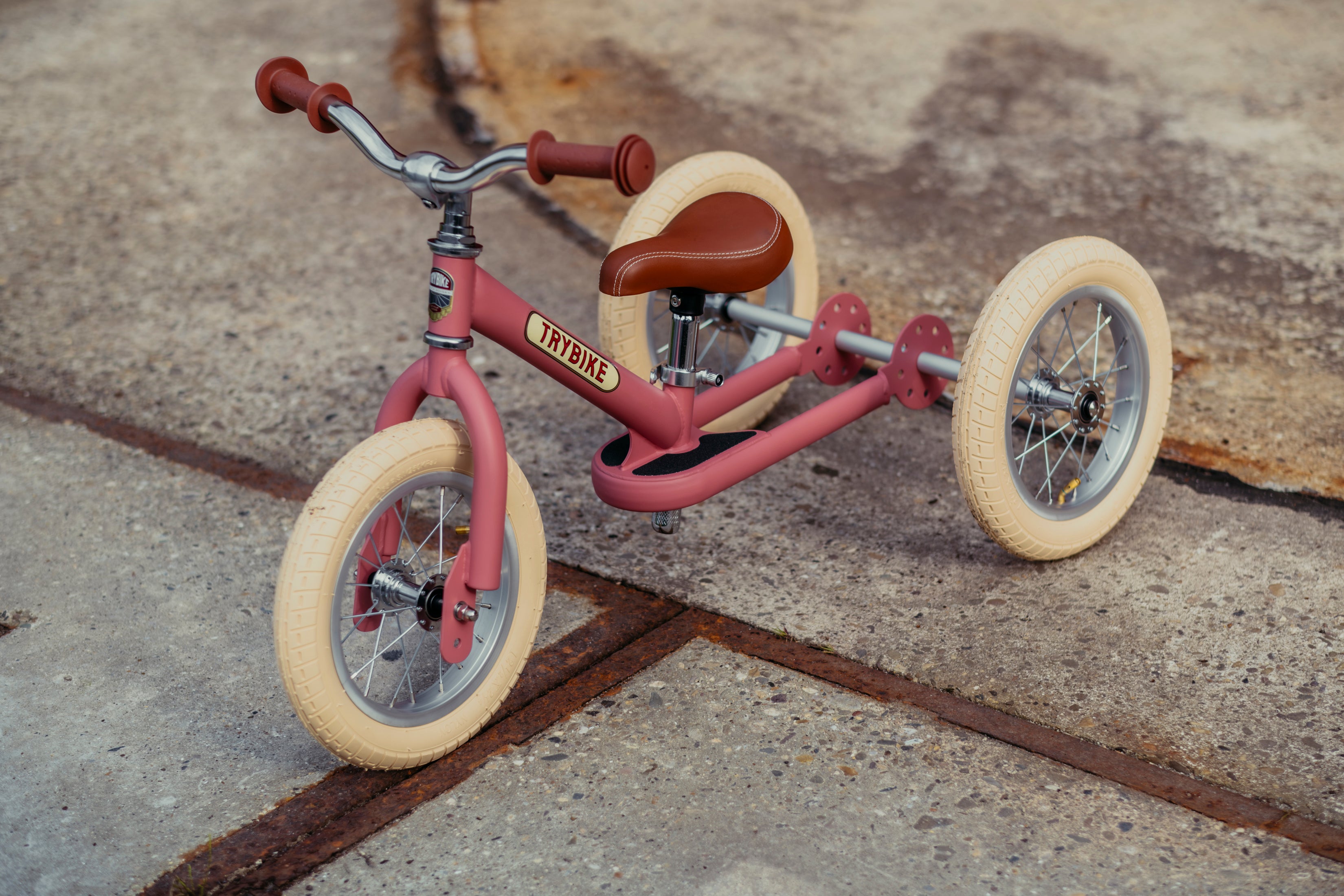 Trybike Steel 2-in-1 Balance Trike: Vintage Pink