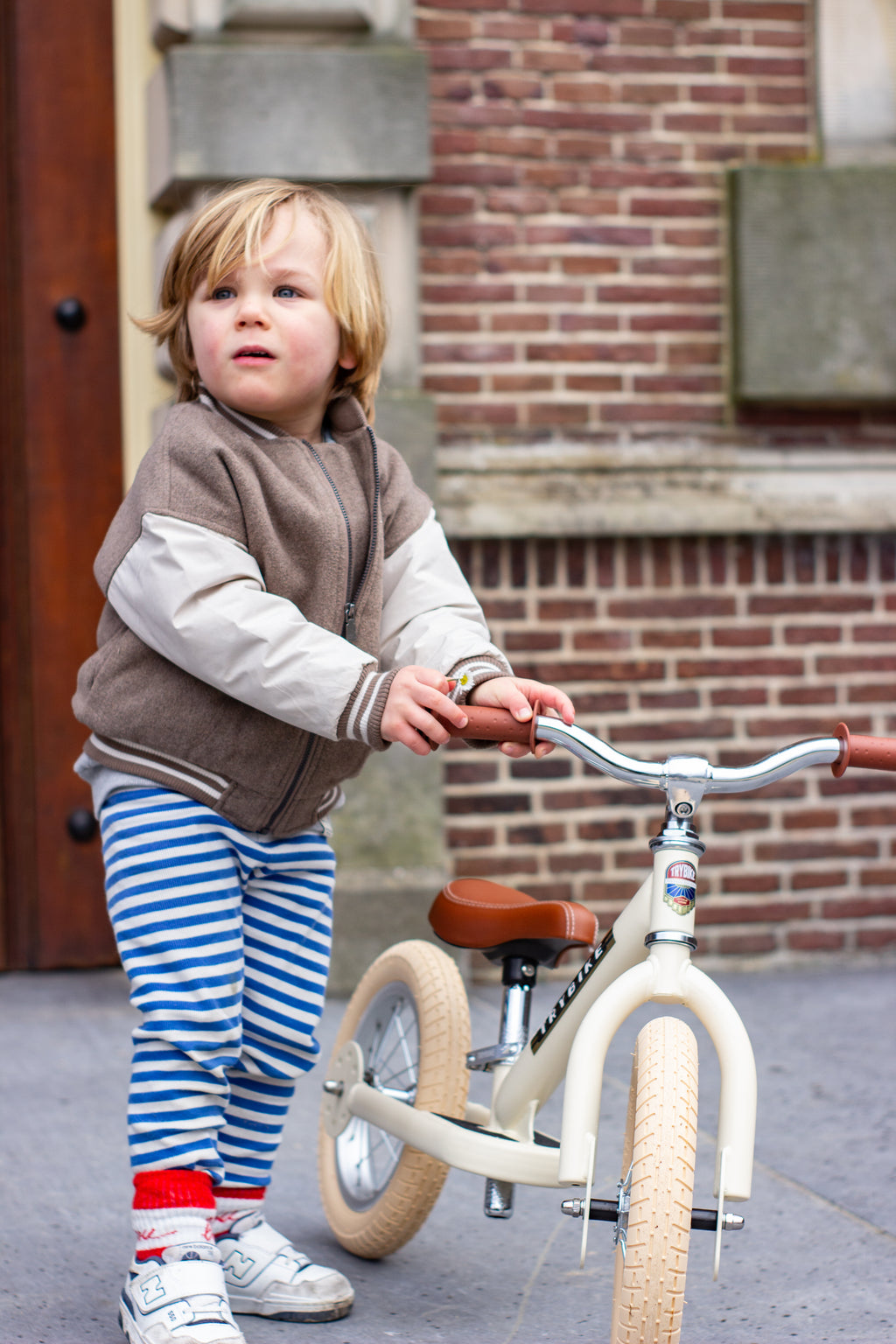 Trybike Steel 2-in-1 Balance Trike: Vintage Cream