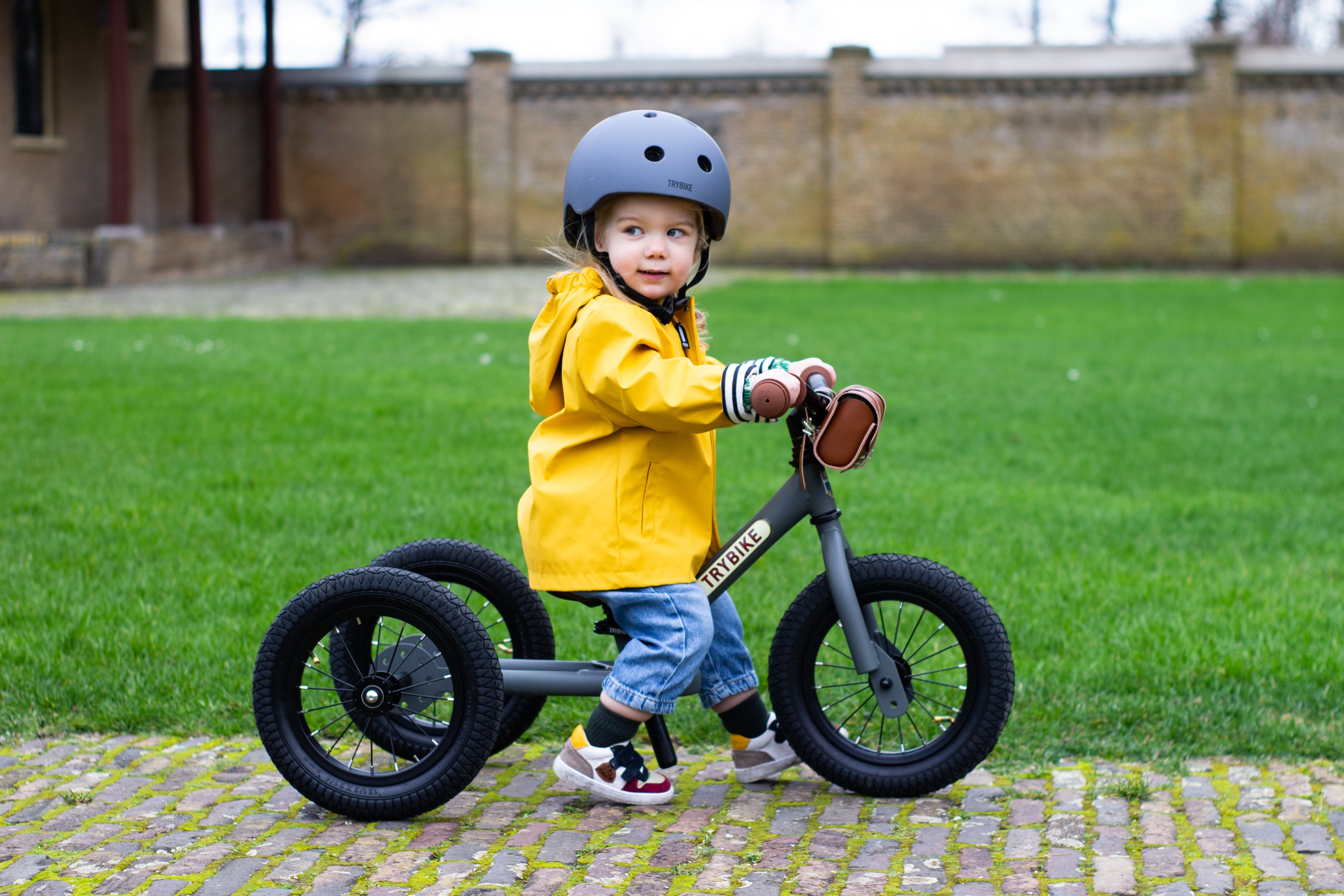 Trybike Steel 2-in-1 Balance Trike: Vintage Grey